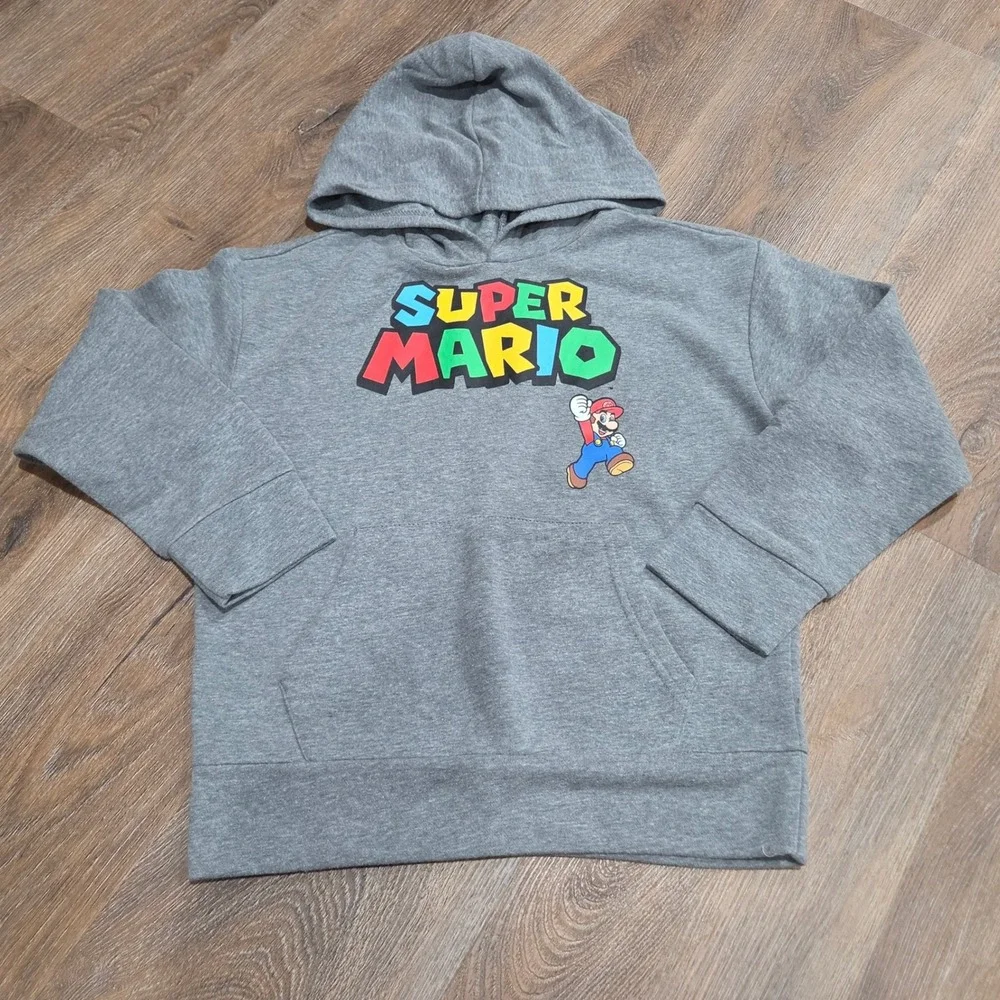 Old Navy Boys Super Mario Graphic Hoodie Gray Fleece Pullover Size M 8 Nintendo